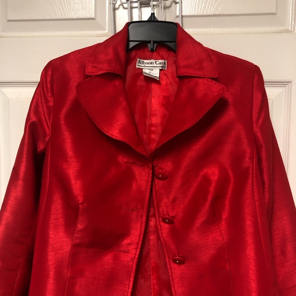 Allyson Cara Red Two-Piece Satin Suit - Picture 2 of 15